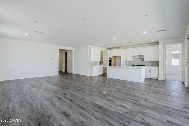 11996 N Luckenbach Street, Surprise, AZ 85388