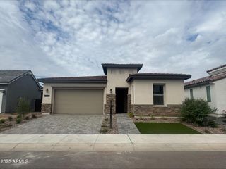 11996 N Luckenbach Street, Surprise, AZ 85388