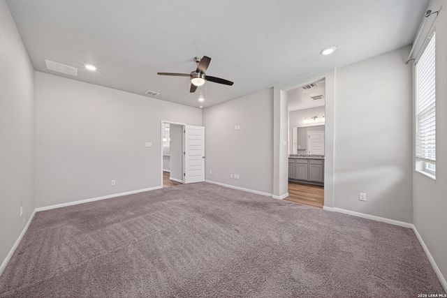 4018 Fallow Xing, St Hedwig, TX 78152