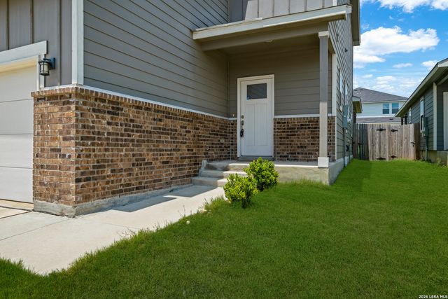 4018 Fallow Xing, St Hedwig, TX 78152