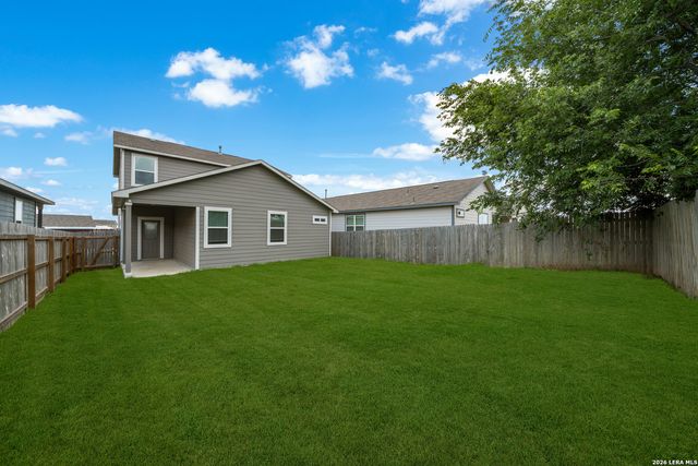 4018 Fallow Xing, St Hedwig, TX 78152