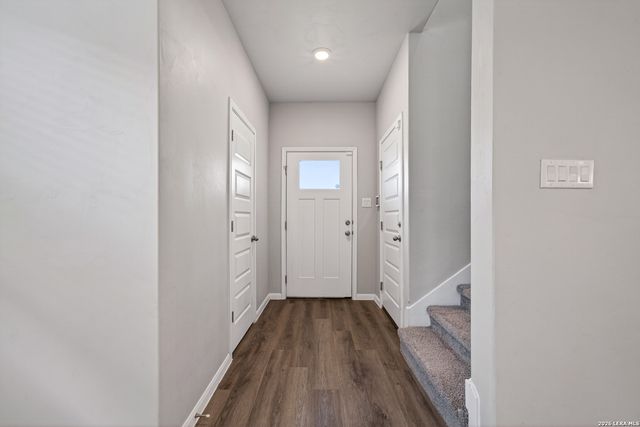 4018 Fallow Xing, St Hedwig, TX 78152