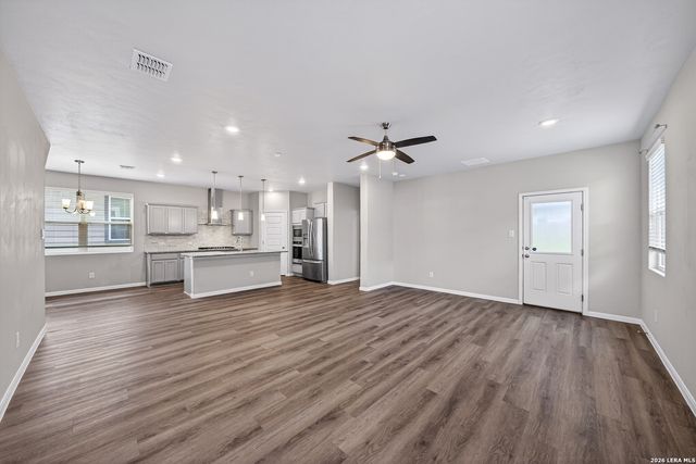 4018 Fallow Xing, St Hedwig, TX 78152