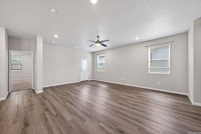 4018 Fallow Xing, St Hedwig, TX 78152