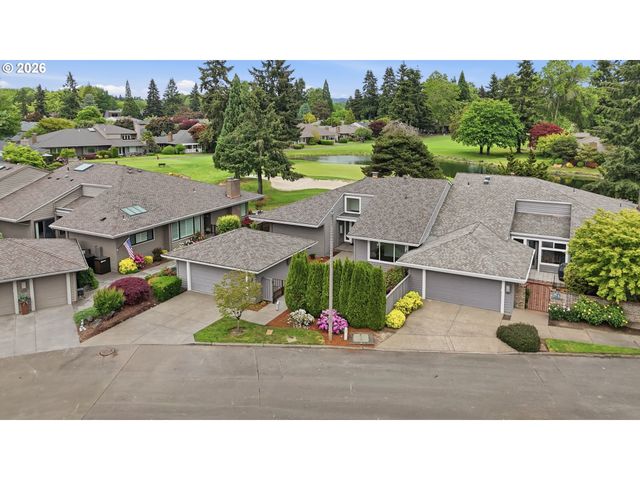 8055 Sw WINCHESTER Way, Wilsonville, OR 97070