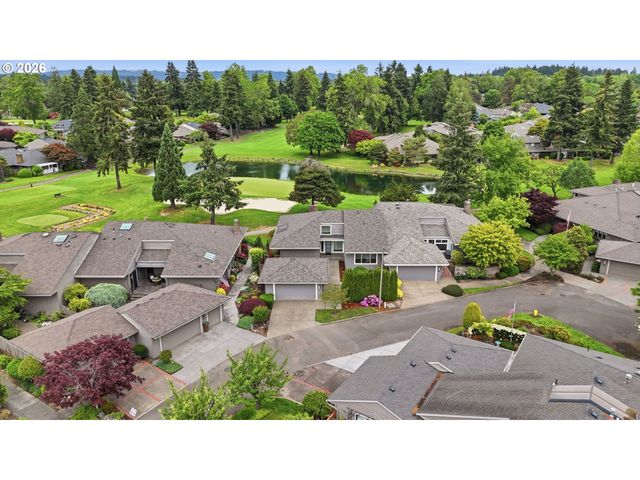 8055 Sw WINCHESTER Way, Wilsonville, OR 97070