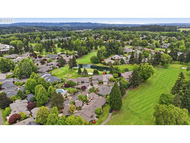 8055 Sw WINCHESTER Way, Wilsonville, OR 97070
