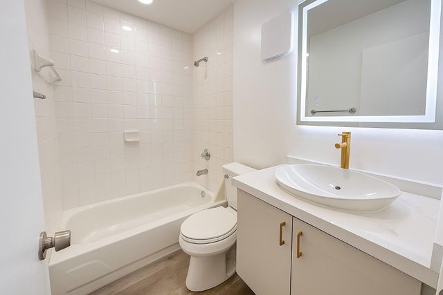 1707 Village Boulevard, West Palm Beach, FL 33409