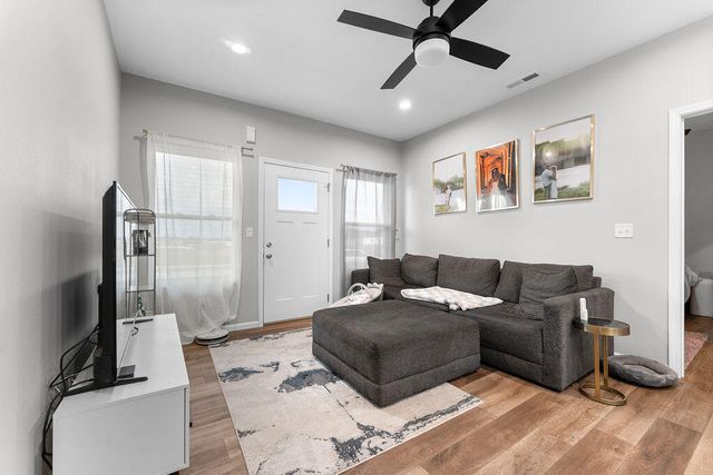 837 Long Leaf Boulevard, Rogersville, MO 65742