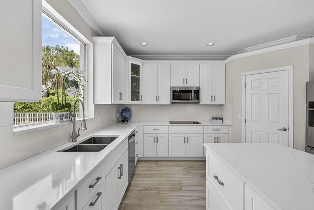 15703 Cypress Park Drive, Wellington, FL 33414