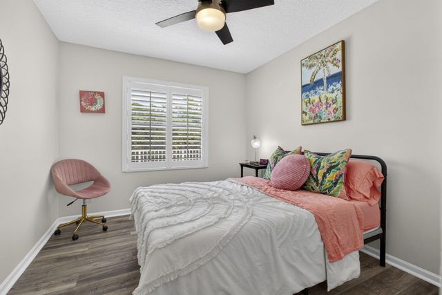 15703 Cypress Park Drive, Wellington, FL 33414