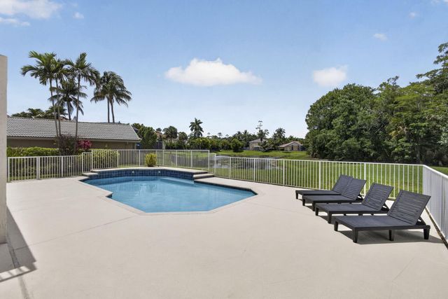 15703 Cypress Park Drive, Wellington, FL 33414