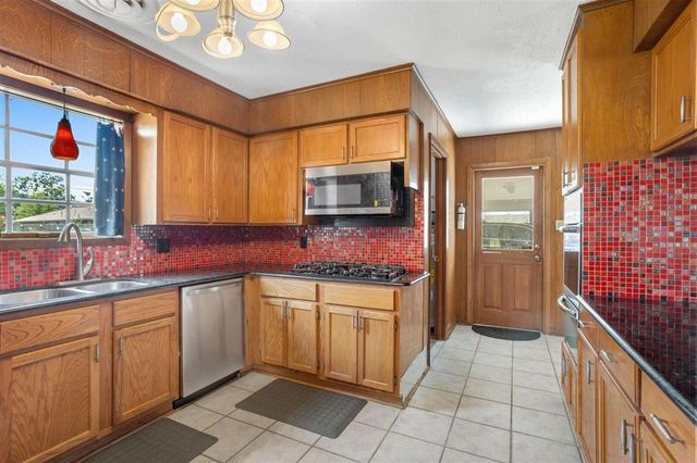 224 S hazel Street, Sulphur, LA 70663