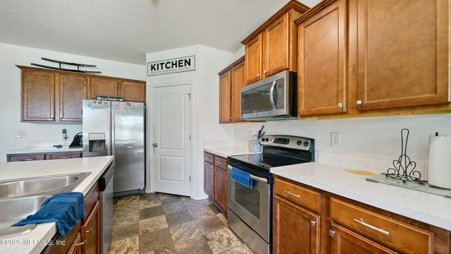 3815 FALCON CREST Drive, Green Cove Springs, FL 32043