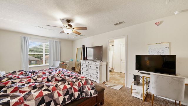 3815 FALCON CREST Drive, Green Cove Springs, FL 32043