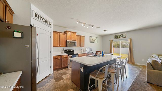 3815 FALCON CREST Drive, Green Cove Springs, FL 32043