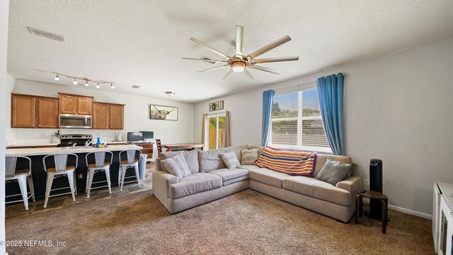 3815 FALCON CREST Drive, Green Cove Springs, FL 32043