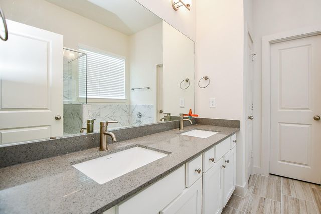 9444 Kerrwood Lane, Houston, TX 77080