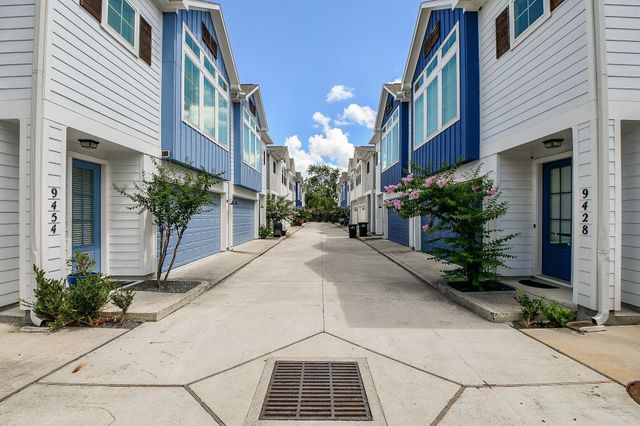 9444 Kerrwood Lane, Houston, TX 77080