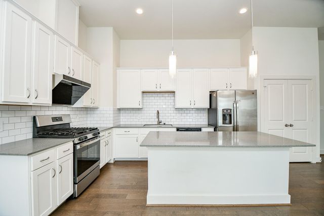 9444 Kerrwood Lane, Houston, TX 77080