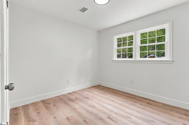 101 Agewood Drive, Simpsonville, SC 29680