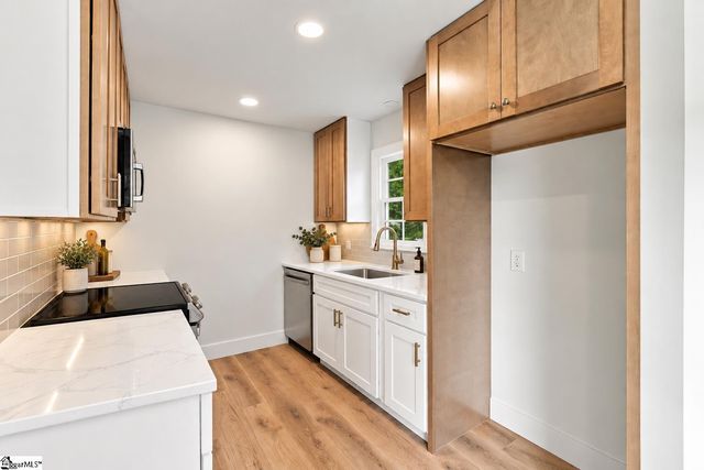 101 Agewood Drive, Simpsonville, SC 29680