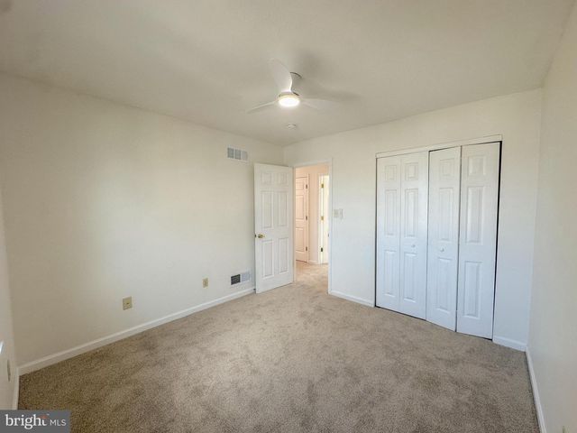 552 LOCUST ST, Hanover, PA 17331
