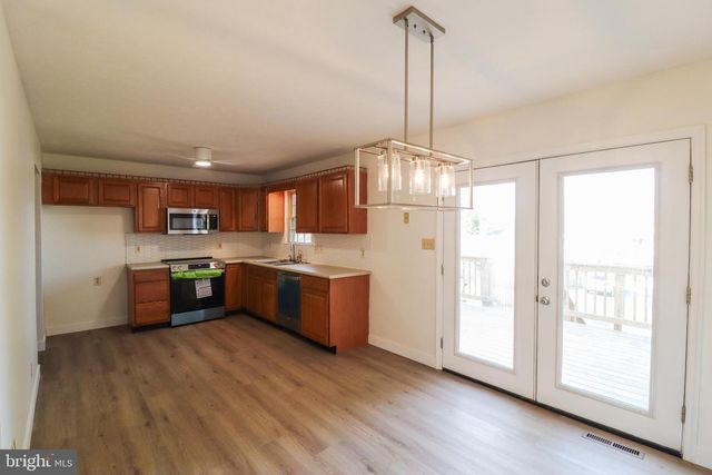 552 LOCUST ST, Hanover, PA 17331