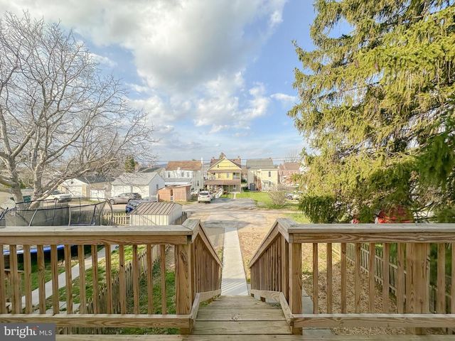 552 LOCUST ST, Hanover, PA 17331