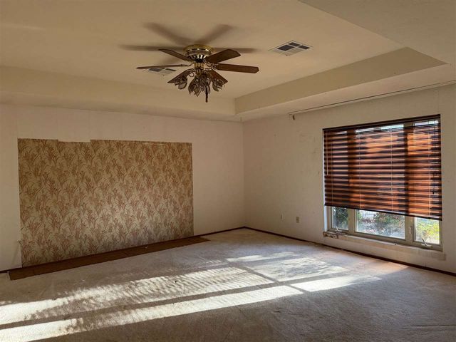 2808 NE Bel Air Cir, Lawton, OK 73507