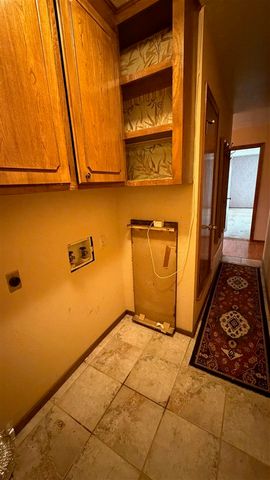 2808 NE Bel Air Cir, Lawton, OK 73507