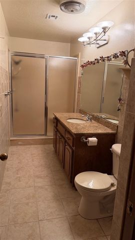 2808 NE Bel Air Cir, Lawton, OK 73507