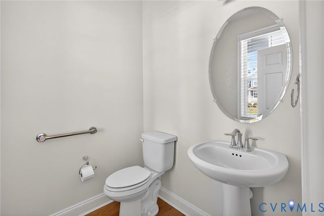 5025 Rivermere Ln, Glen Allen, VA 23059