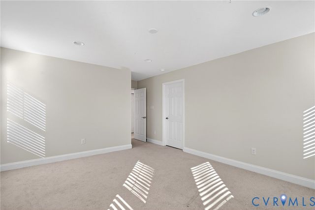 5025 Rivermere Ln, Glen Allen, VA 23059