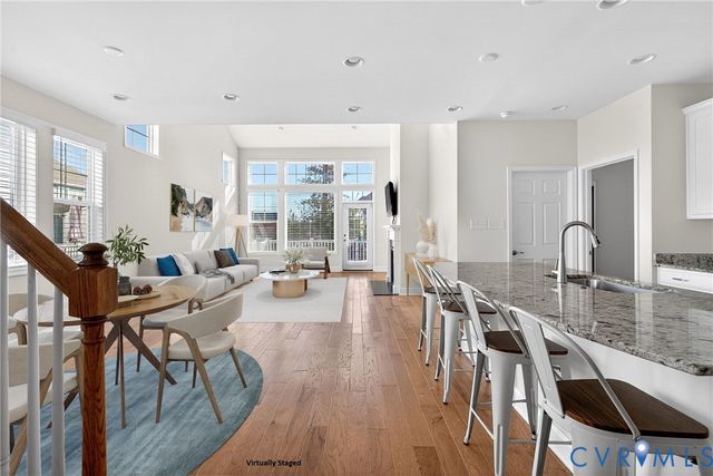 5025 Rivermere Ln, Glen Allen, VA 23059