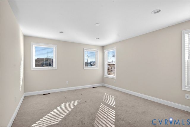 5025 Rivermere Ln, Glen Allen, VA 23059