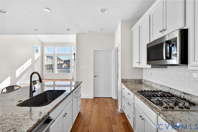 5025 Rivermere Ln, Glen Allen, VA 23059