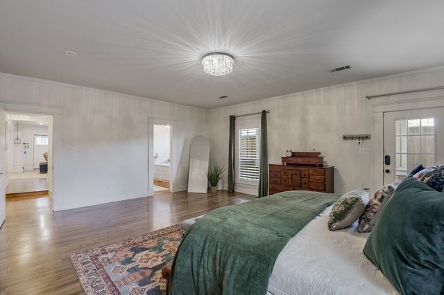 406 Commerce Street, Maypearl, TX 76064