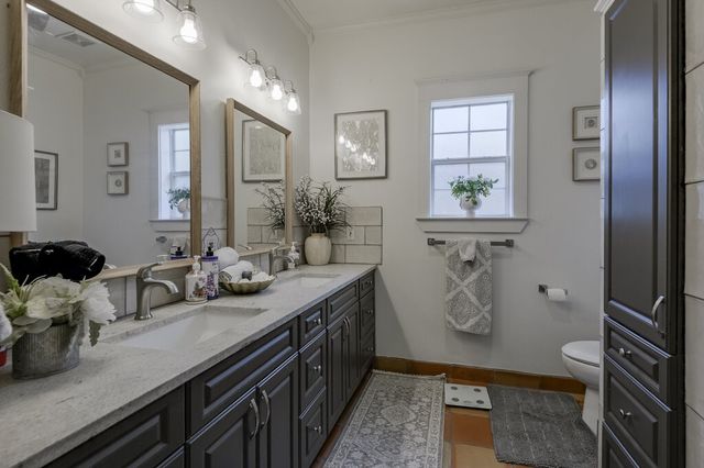 406 Commerce Street, Maypearl, TX 76064