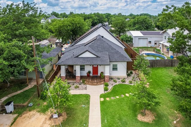 406 Commerce Street, Maypearl, TX 76064