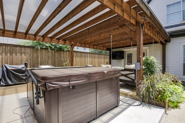 406 Commerce Street, Maypearl, TX 76064