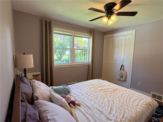 172 Winston Way, Dewitt, NY 13214