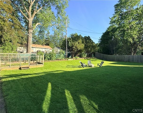 172 Winston Way, Dewitt, NY 13214