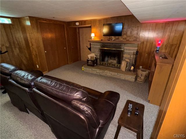 172 Winston Way, Dewitt, NY 13214