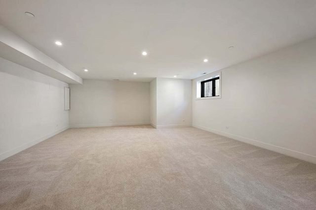 2422 Grant Street, Evanston, IL 60201