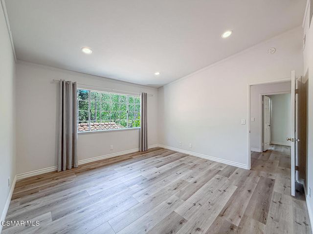 5423 Spanish Oak Lane C, Oak Park, CA 91377