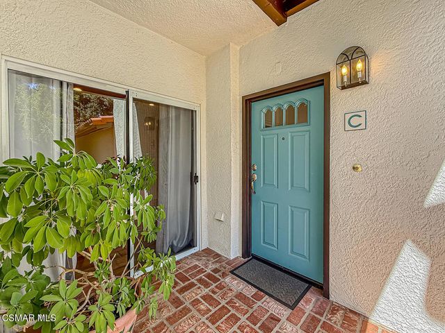 5423 Spanish Oak Lane C, Oak Park, CA 91377