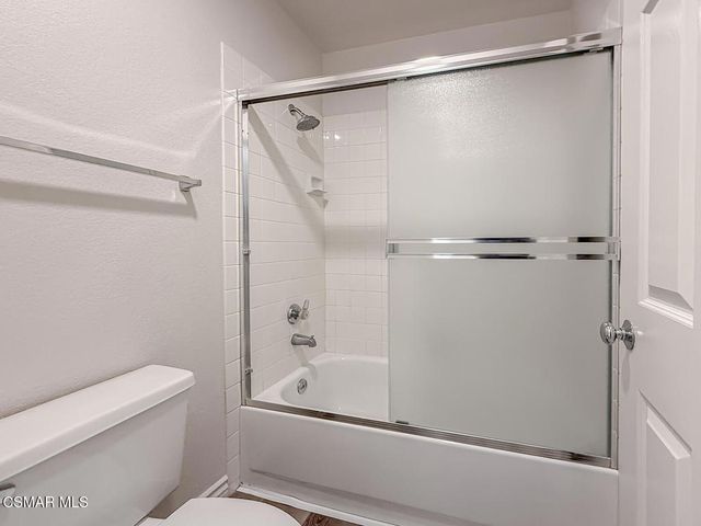 5423 Spanish Oak Lane C, Oak Park, CA 91377