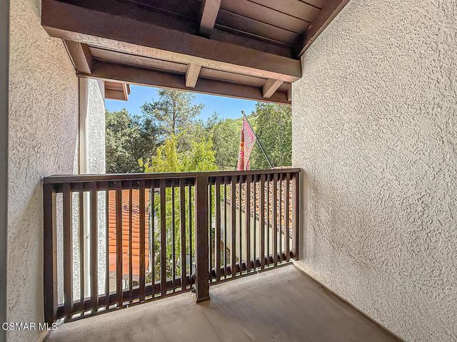 5423 Spanish Oak Lane C, Oak Park, CA 91377