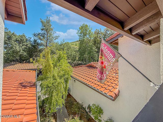 5423 Spanish Oak Lane C, Oak Park, CA 91377
